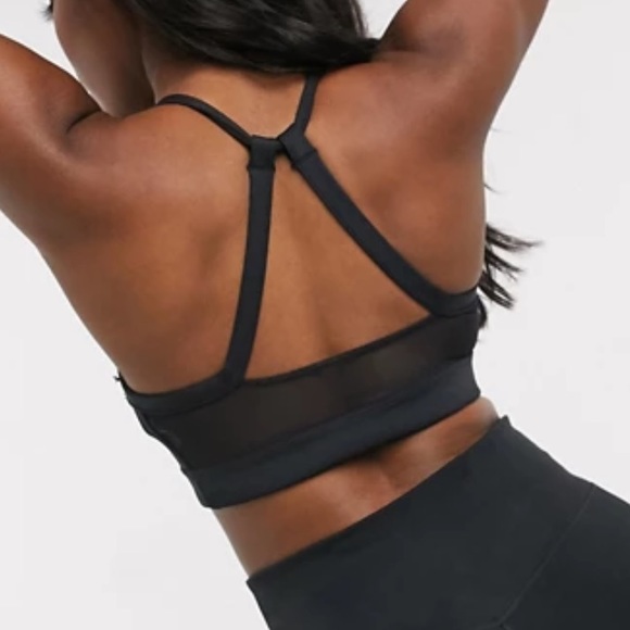 Nike Crop workout tank - Picture 2 of 5